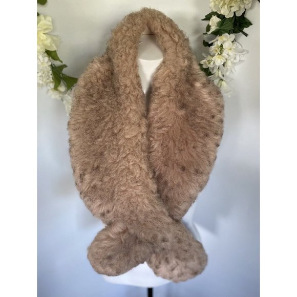 Vintage Faux Fur Shaggy Shrug Wrap Cape Stole Pink and Gray Stay Put 46" X 7"‎ - Picture 2 of 16